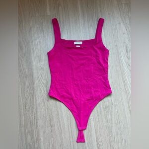Aritzia Babaton Square Neck Tank Bodysuit / Size L / Pink